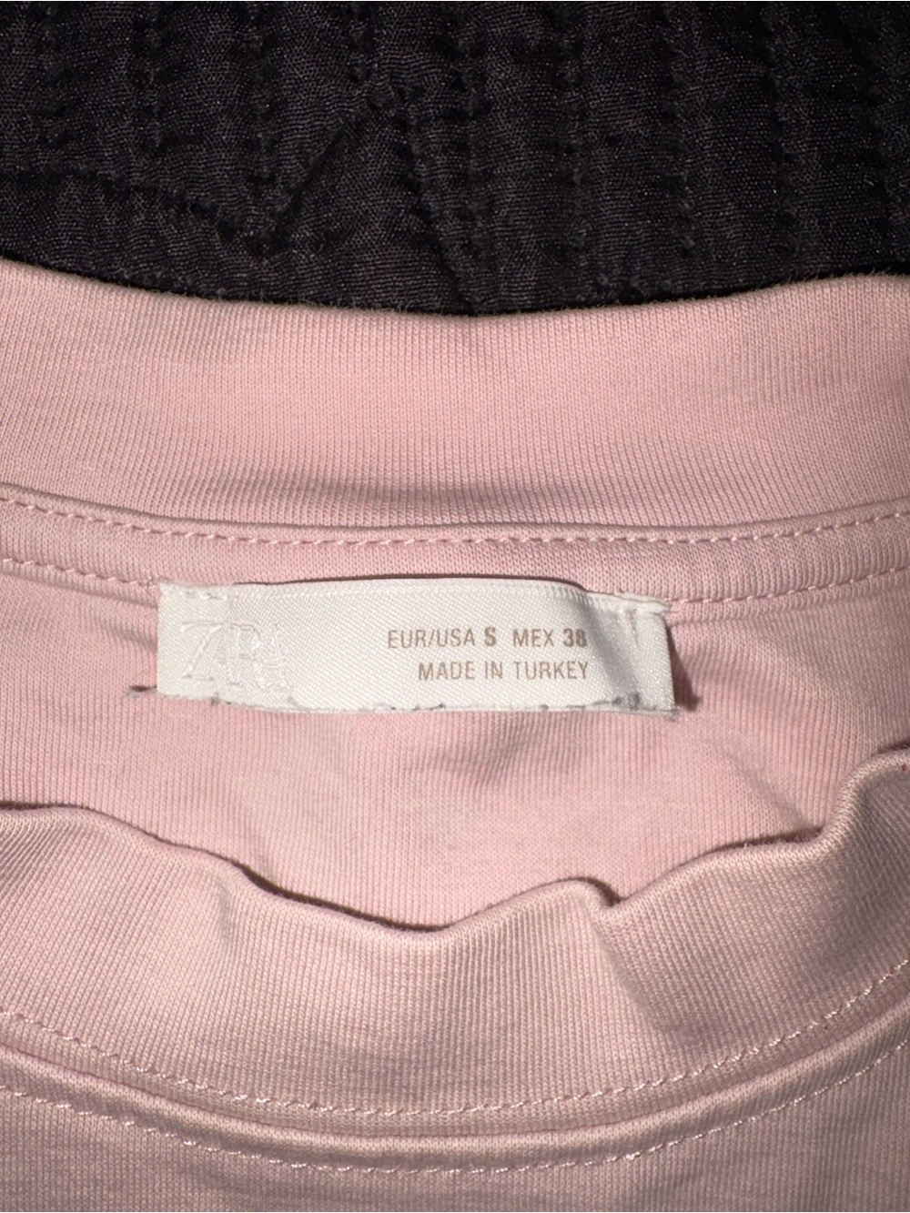 Zara Short Sleeve Crewneck T-Shirt - Pale Pink Size Small - Picture 2 of 3